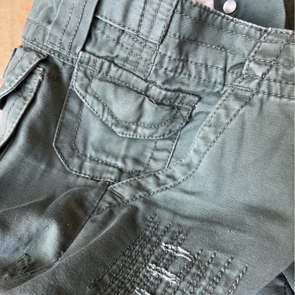 Vintage Y2K Angel Kiss Low Rise Utility Shorts - Picture 7 of 9